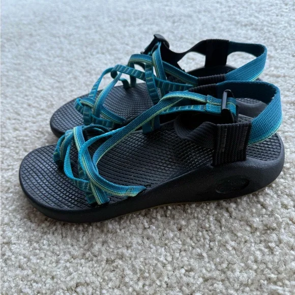 Chaco Blue and Black Adventure Sandals Strappy Design - Picture 2 of 3